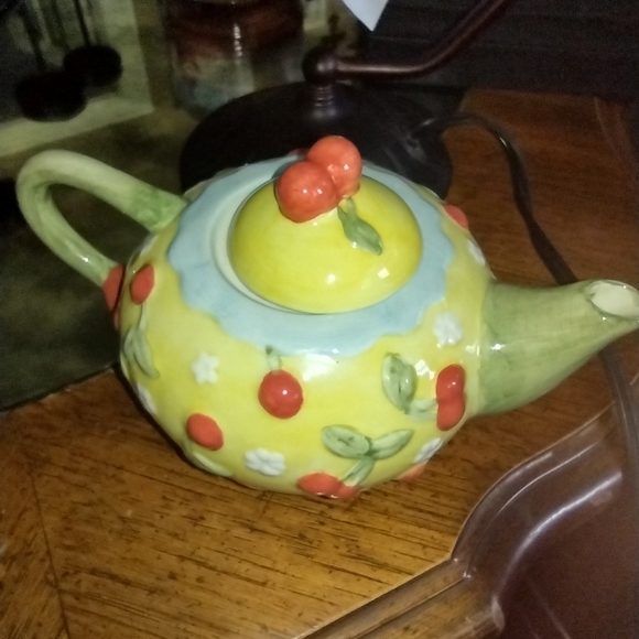 Oneida Mini Cherry Teapot Collectible